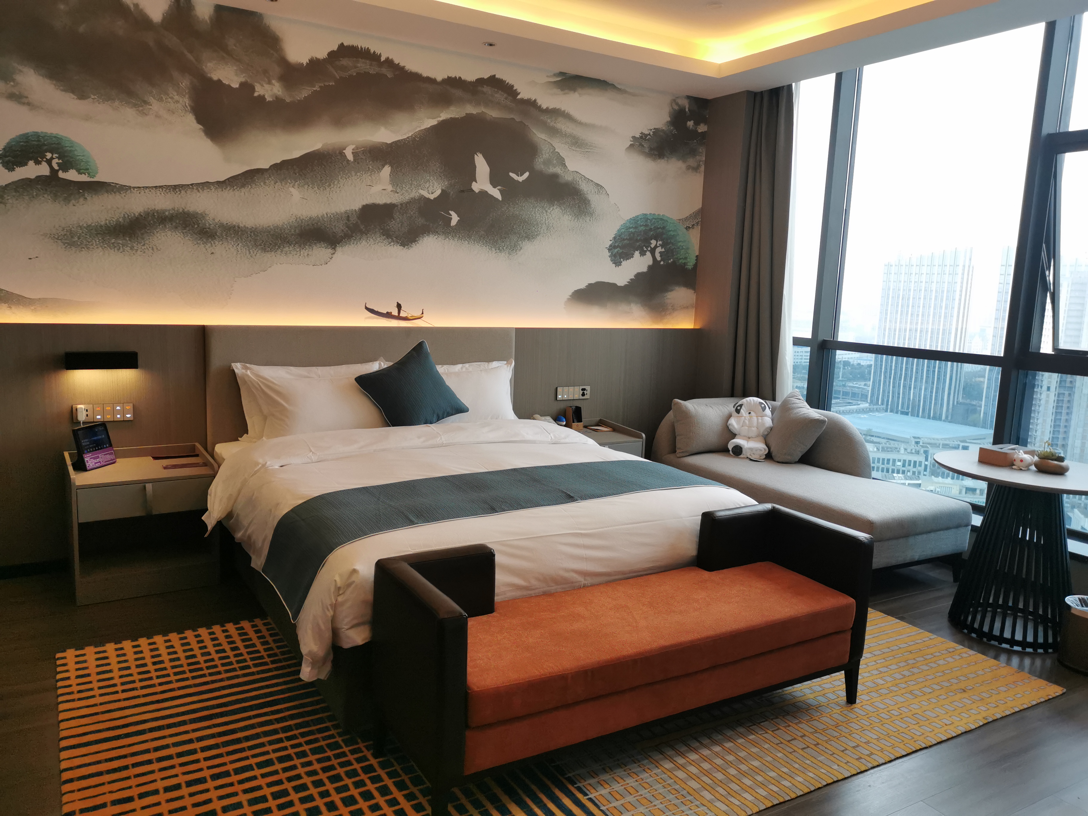 行政全景套房（城市高空夜景+独立会客厅+浴缸+智能客控+机麻）