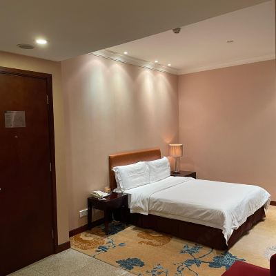 豪華大床房（無窗） 中山美加酒店優惠