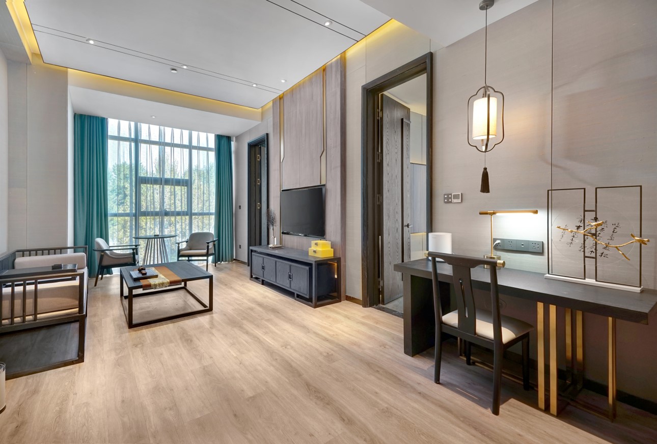 冰雪视界·180°双卧江景套