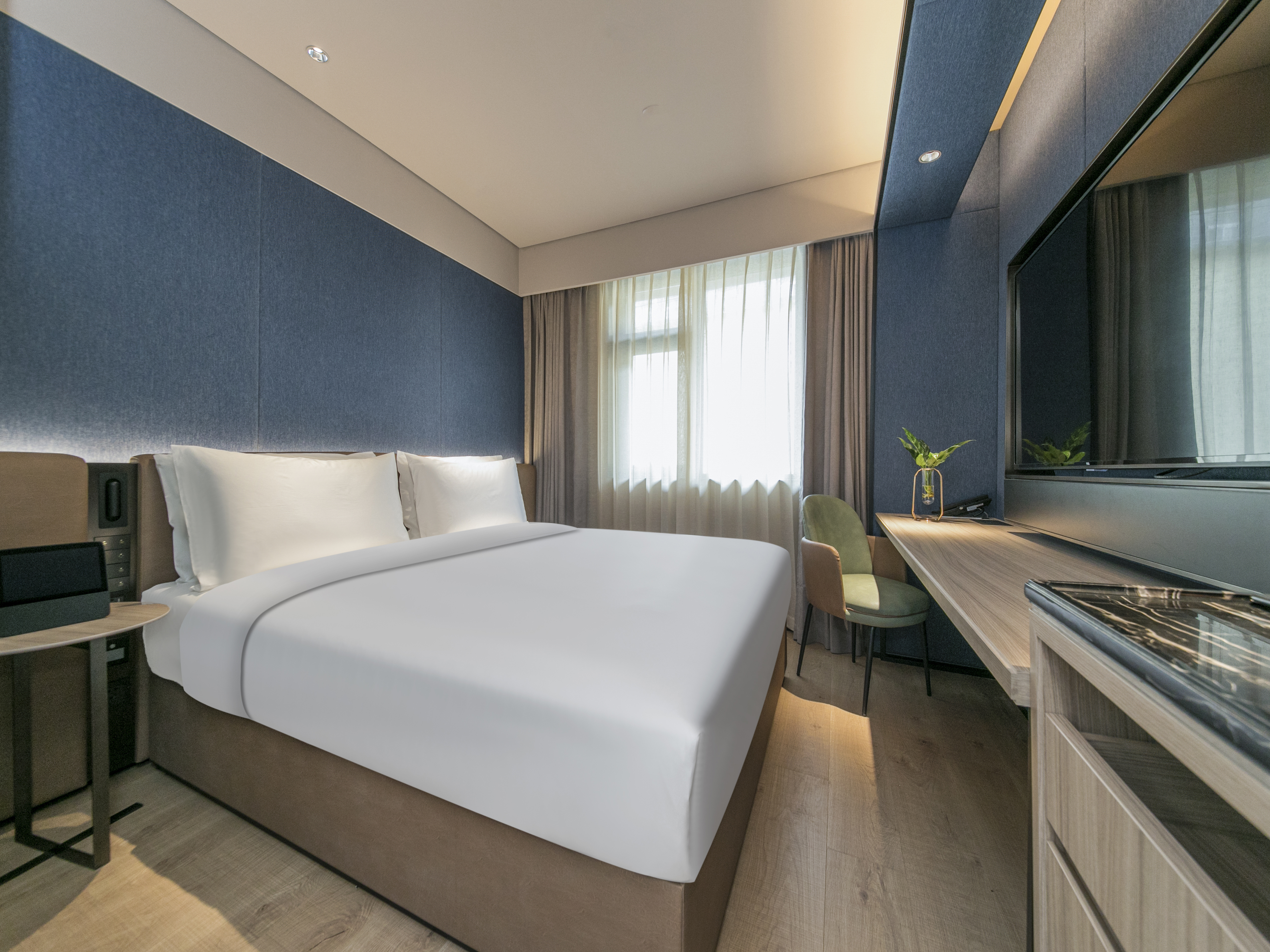 Orange Hotel (Beijing Zhongguancun Software Park)高级大床房（小冰箱+智能客控+手机投屏）