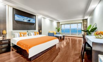Lanse Gangwan Light Luxury Seaview Serviced Apartment (Dongdaihe Jaizhaoye)