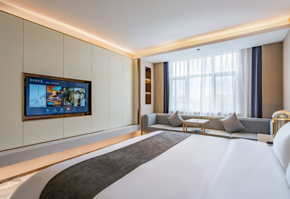 商务大床房（地暖+净化器+慕斯床垫+智能小度）