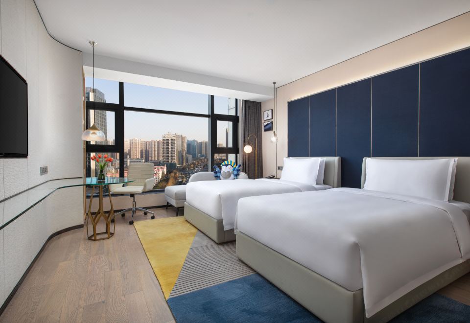 阳光双床房高楼层-云端畅享，尽享风光