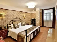 Hengdian World Studios · Guangzhou Street Film-Themed Boutique Homestay Hotel a Dongyang