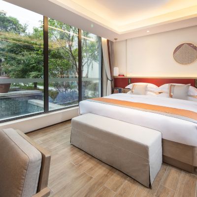 大學別院套房 西塘光年飯店優惠