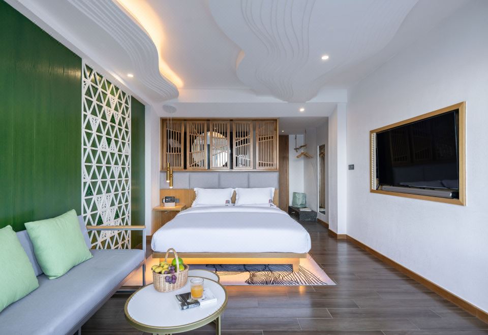 Lvqi-Smart 180 ° Lake-View Tub Double Bed Room