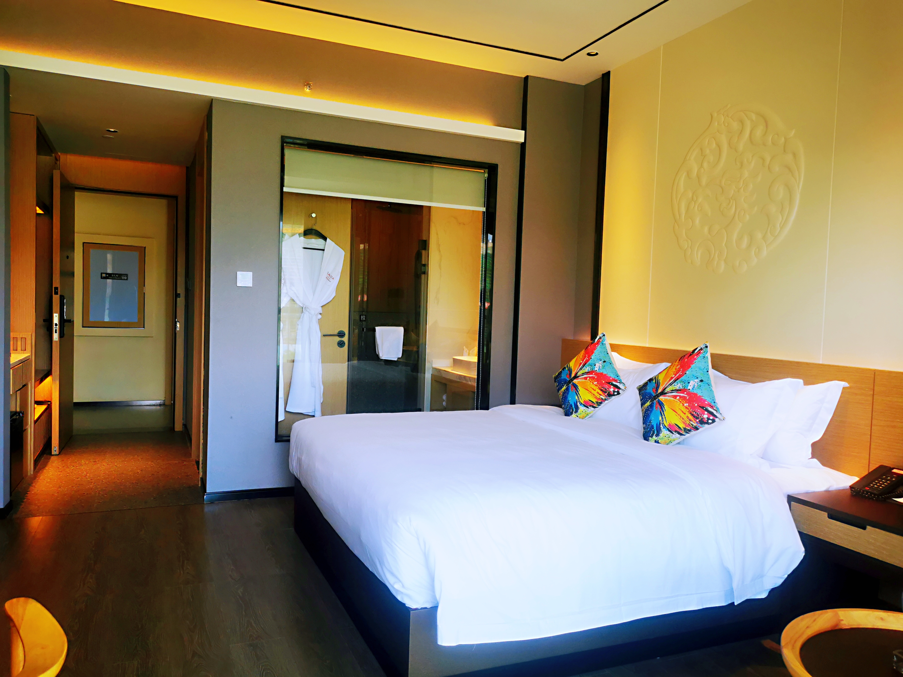 揽月?雅致大床房『舒睡零压床垫+乾湿分离 』