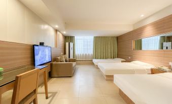 Yun 7 Hotel (Yichang CBD Shopping Center Three Gorges Electric Power Vocational College Branch)