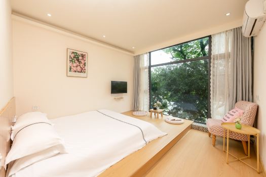 Huali Travel Jiangjing Inn (Guilin Railway Station)