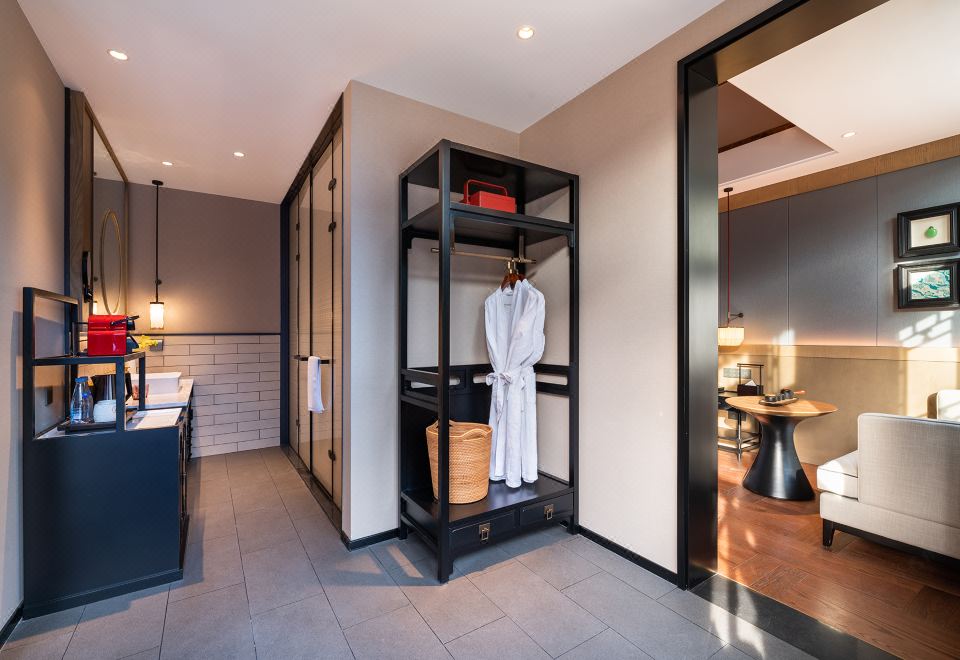 四合院-豪華大床房（京派庭院+智能客控+百年歷史）