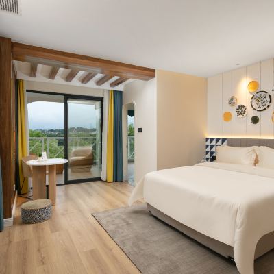 望江露台兩房家庭套 歐暇·地中海飯店（桂林象鼻山兩江四湖店）優惠