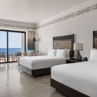Deluxe Two Queen Room with Ocean View and Balcony
