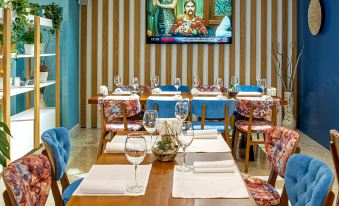 Brosko Hotel Arbat - Housity