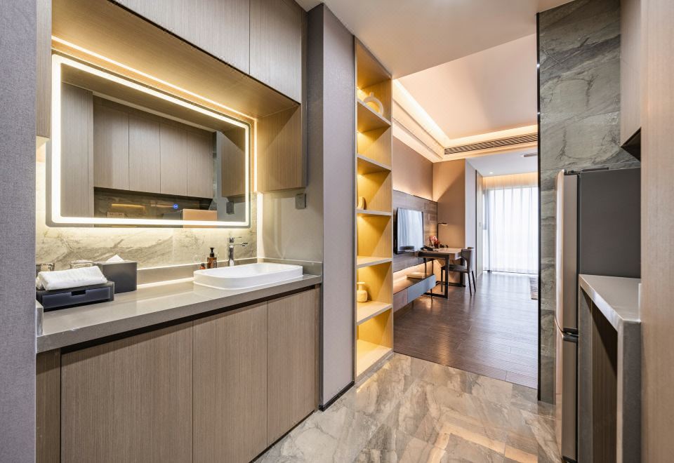 世御高级大床房