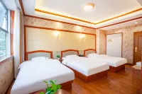 Zhuomei Hotel