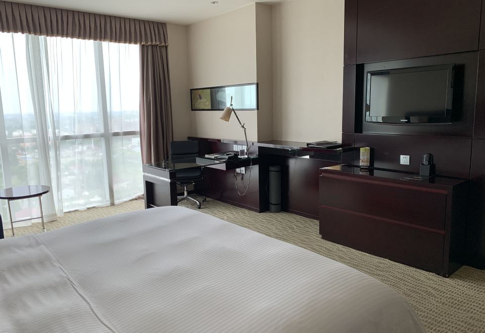 The QUBE Hotel Shanghai PudongExecutive Queen Room