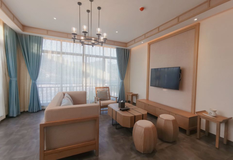 Angsana XishuangbannaHot Spring Garden 2-Bedroom Villa