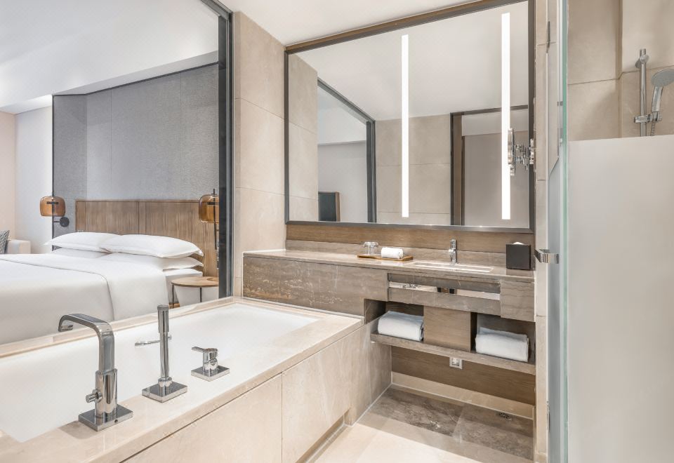 Sheraton Guangzhou HotelSuperior King Room