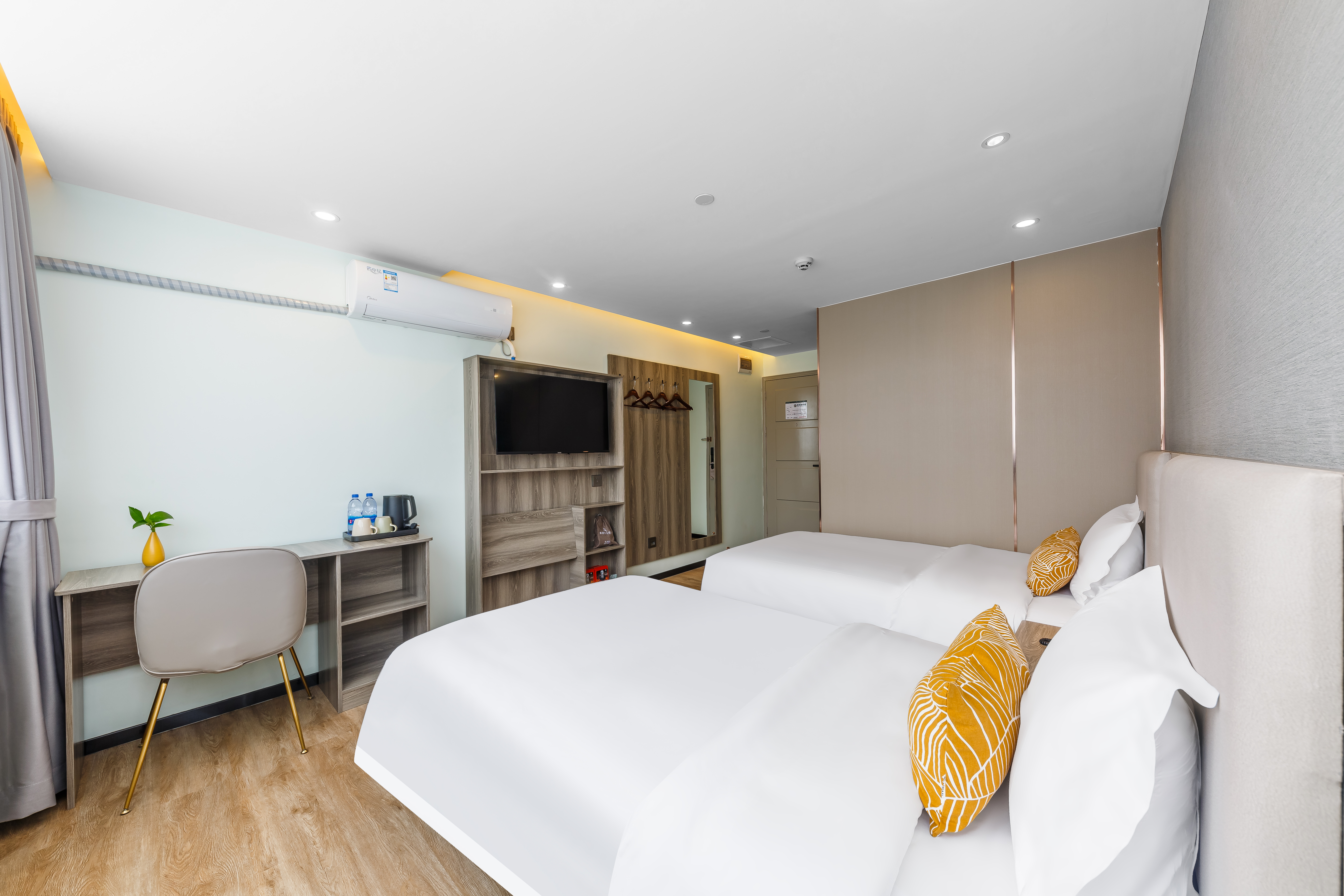 Aoya Buyu Apartment (Guangzhou Zhongda Subway Station Cotton Tree Tree Zhongdamen Branch)奥雅舒适双床房