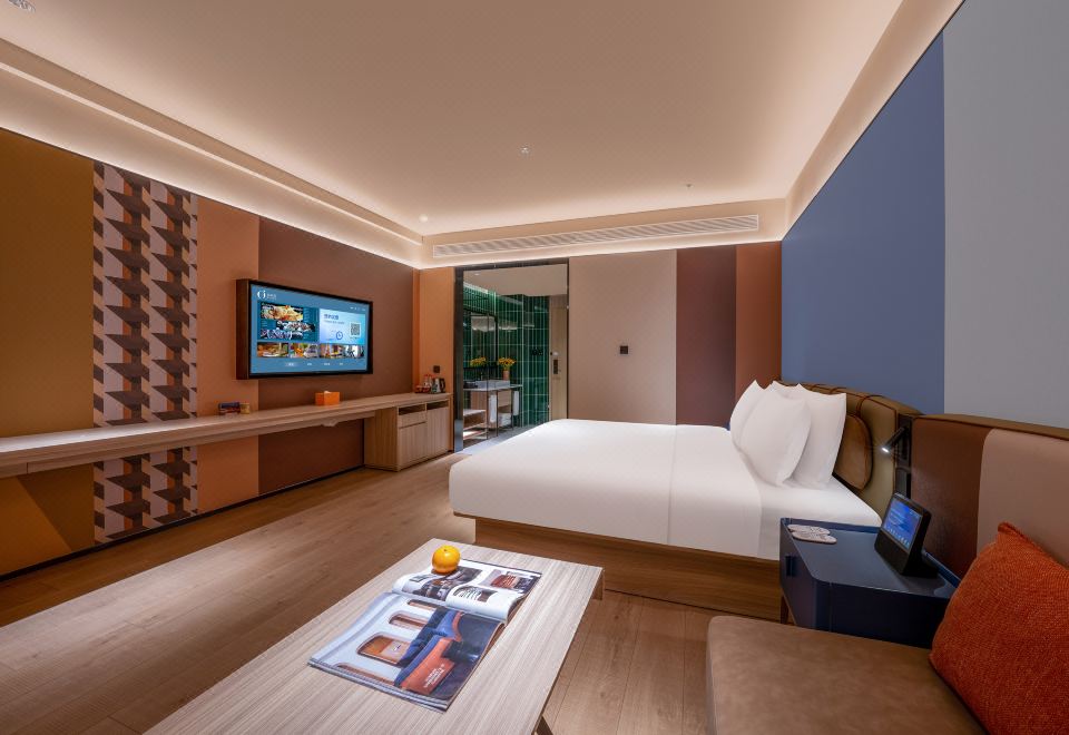 加州阳光精选大床房【智能客控+冷暖空调+电视投屏】