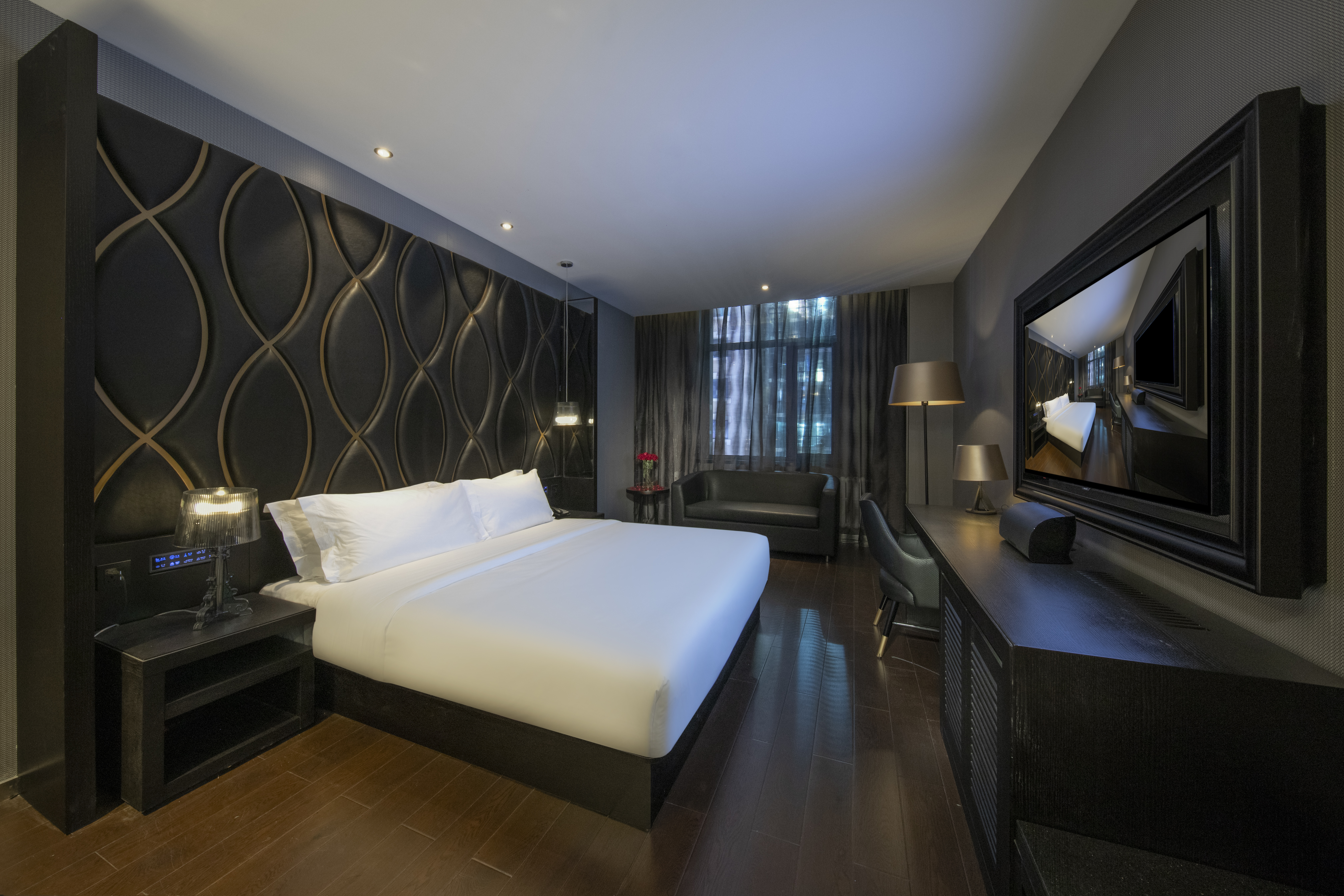 Crystal Orange Hotel (Harbin Convention and Exhibition Center Xuanyuan Road)大床房（加湿器+小冰箱+浴袍）