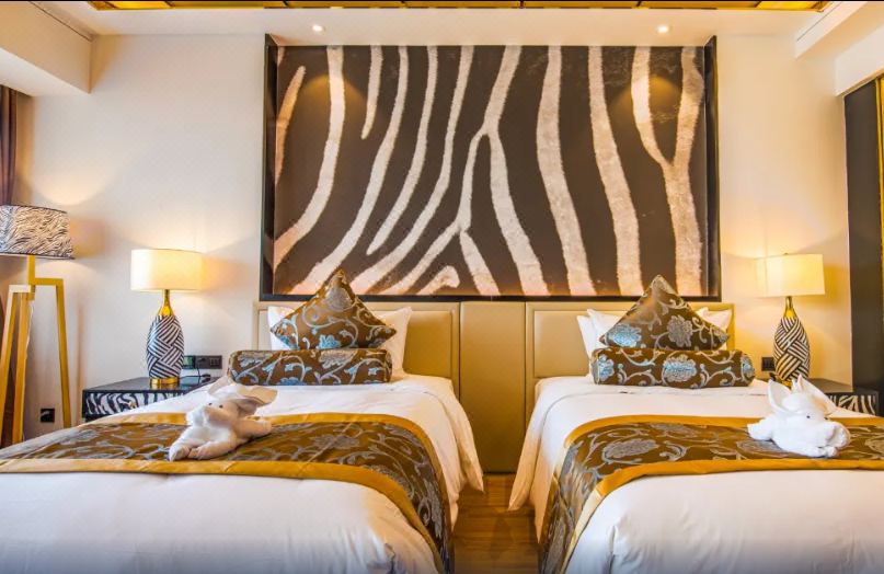 動物景觀雙床房（房間直麪動物園）