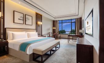 New Century Yiteng Hotel