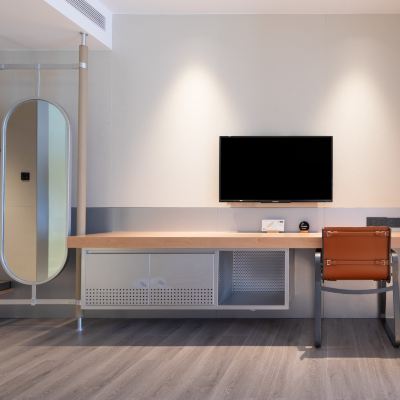 汽車主題大床房 深圳南山易車亞朵汽車概念酒店優惠