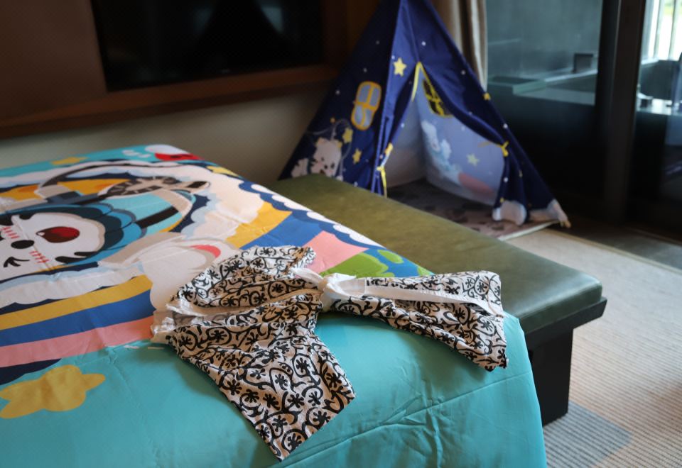 夢谷崖景大床親子房