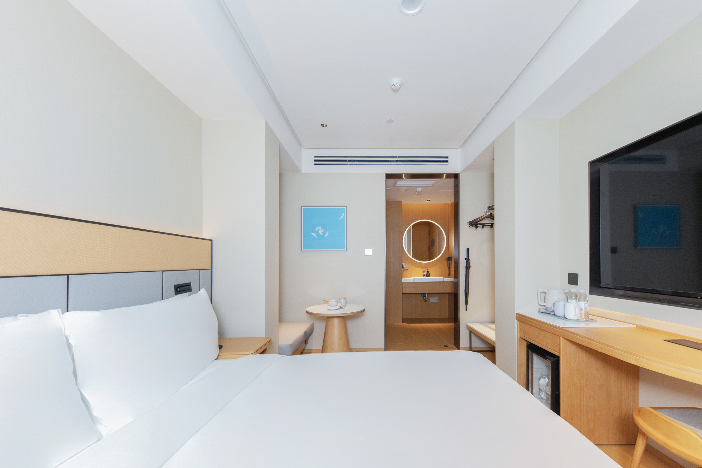 大床房A（智能客控+智能马桶+电视投屏+冰箱）