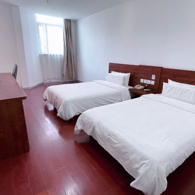 雙床房 派柏·雲飯店（東海步行街高鐵站店）優惠