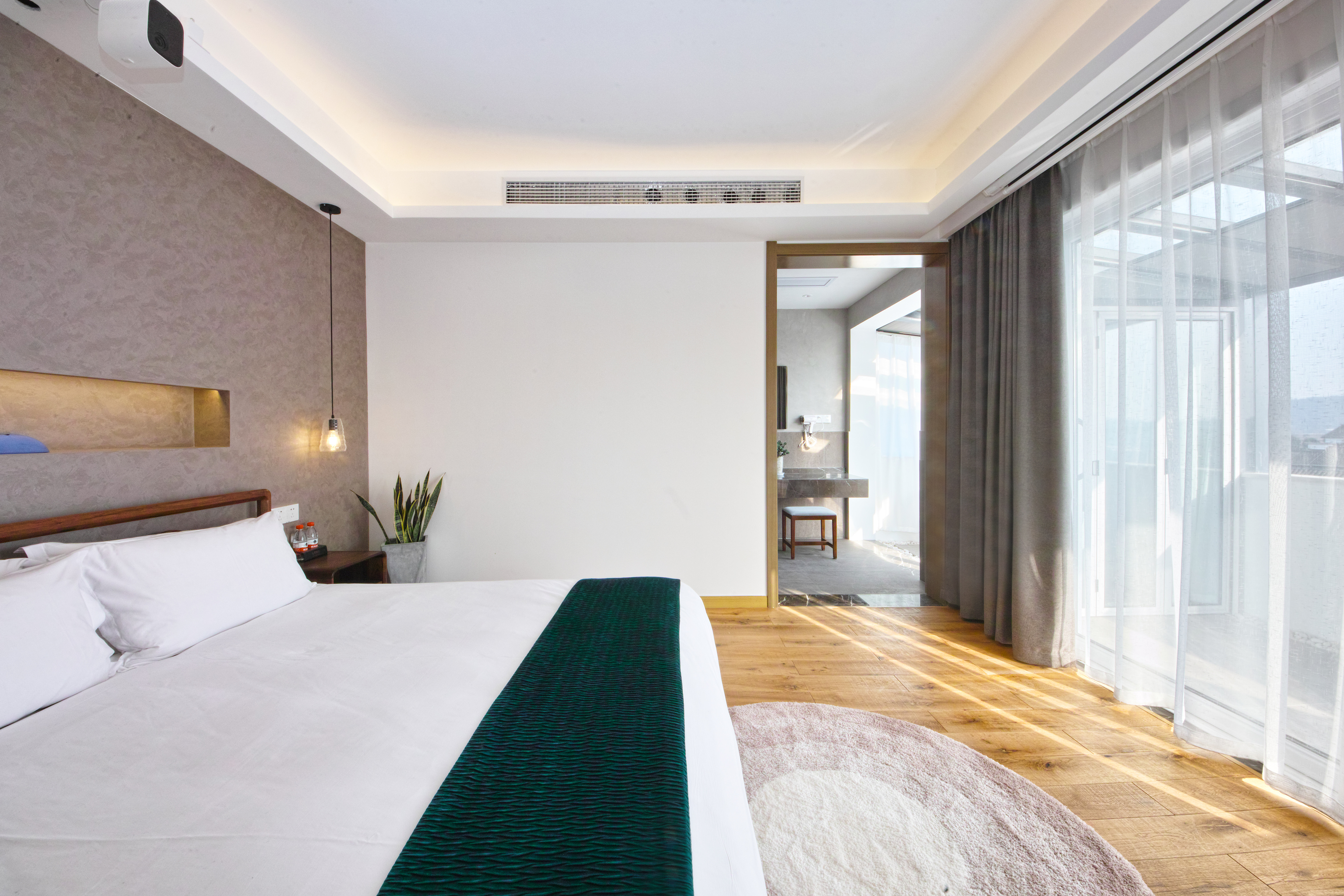 自逍遥·大床房（星空浴缸+巨幕投影+阳台）