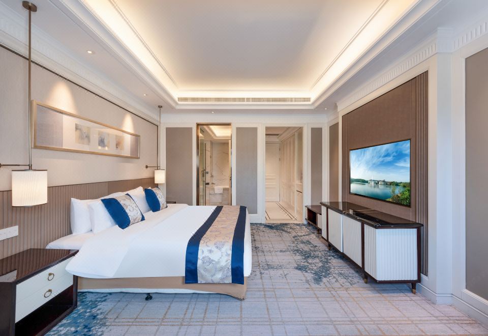 鐘山樓·園景大床房 -盡享推窗即景