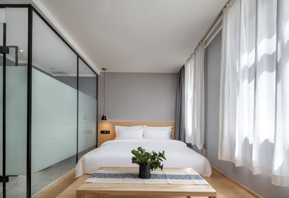 乐趣榻榻米「宋式风格+零压床垫+电视投屏」