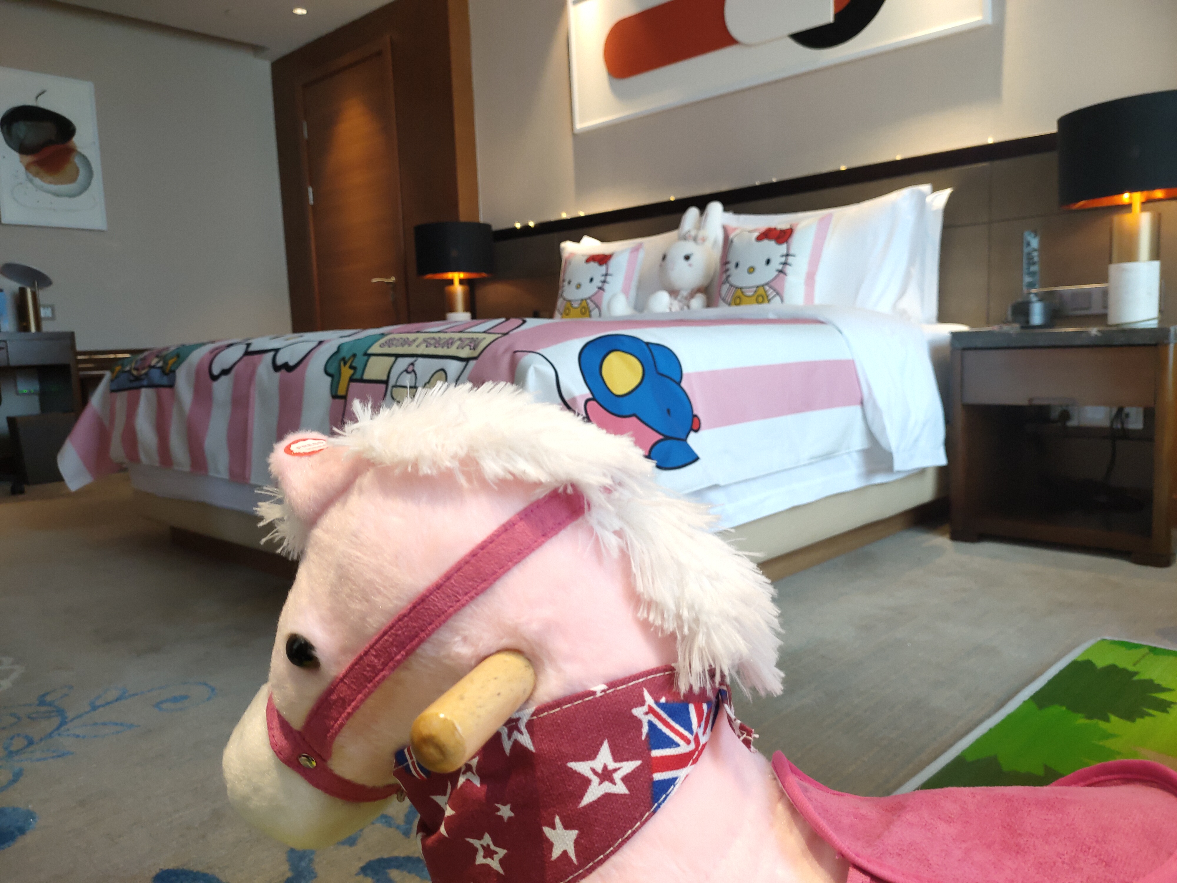 家庭亲子连通套房