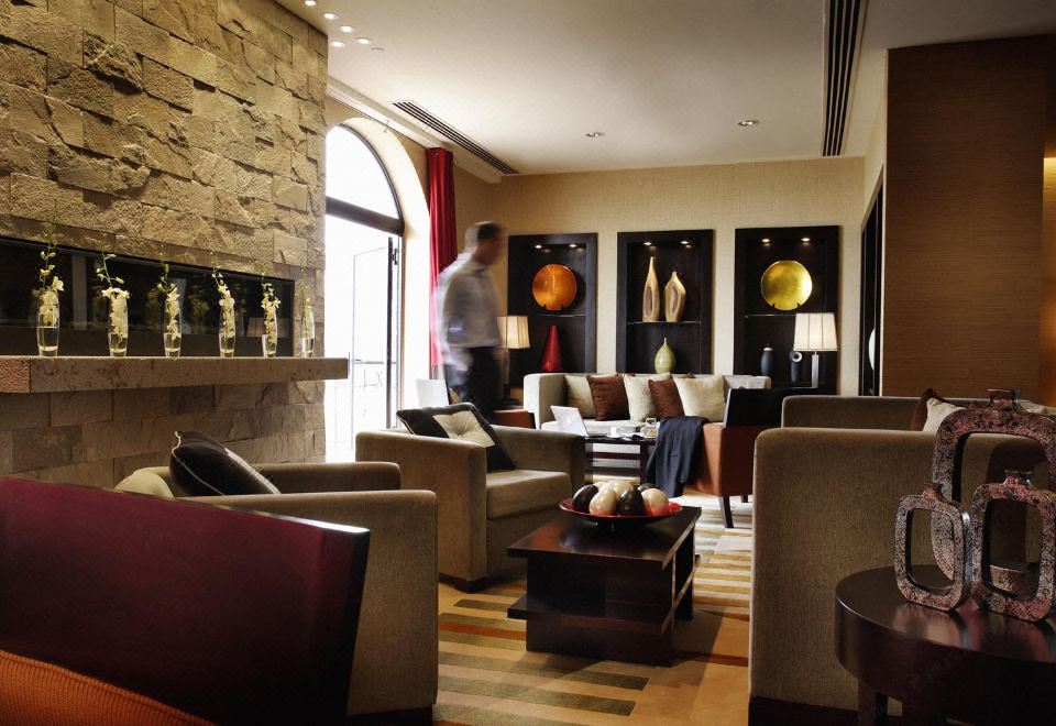 城景一卧室特大床套房直通俱乐部