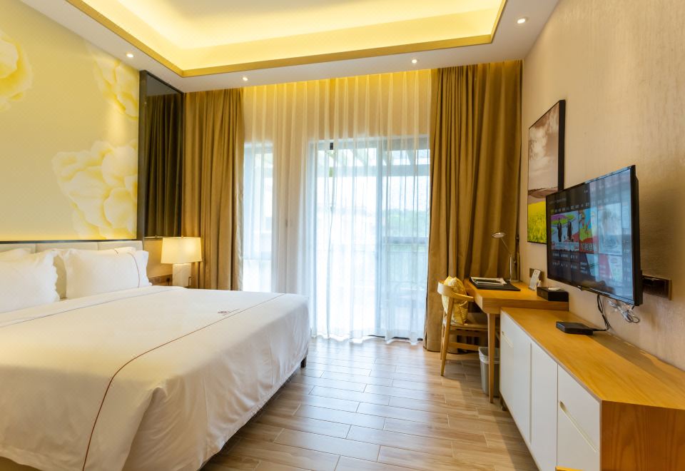 Yuetianxia Hot Spring HotelA Zone Hydrophilic Hot Spring Three Bedroom Villa