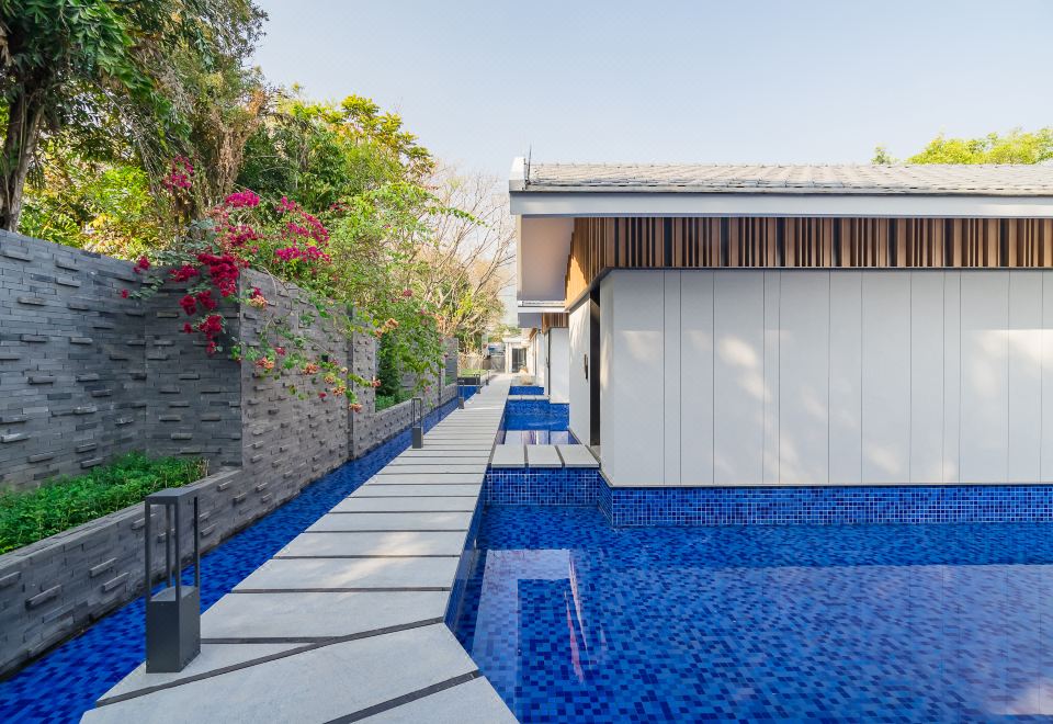 Long Island Golf & Private Resort HotelDeluxe Courtyard-View Room At Yishuige