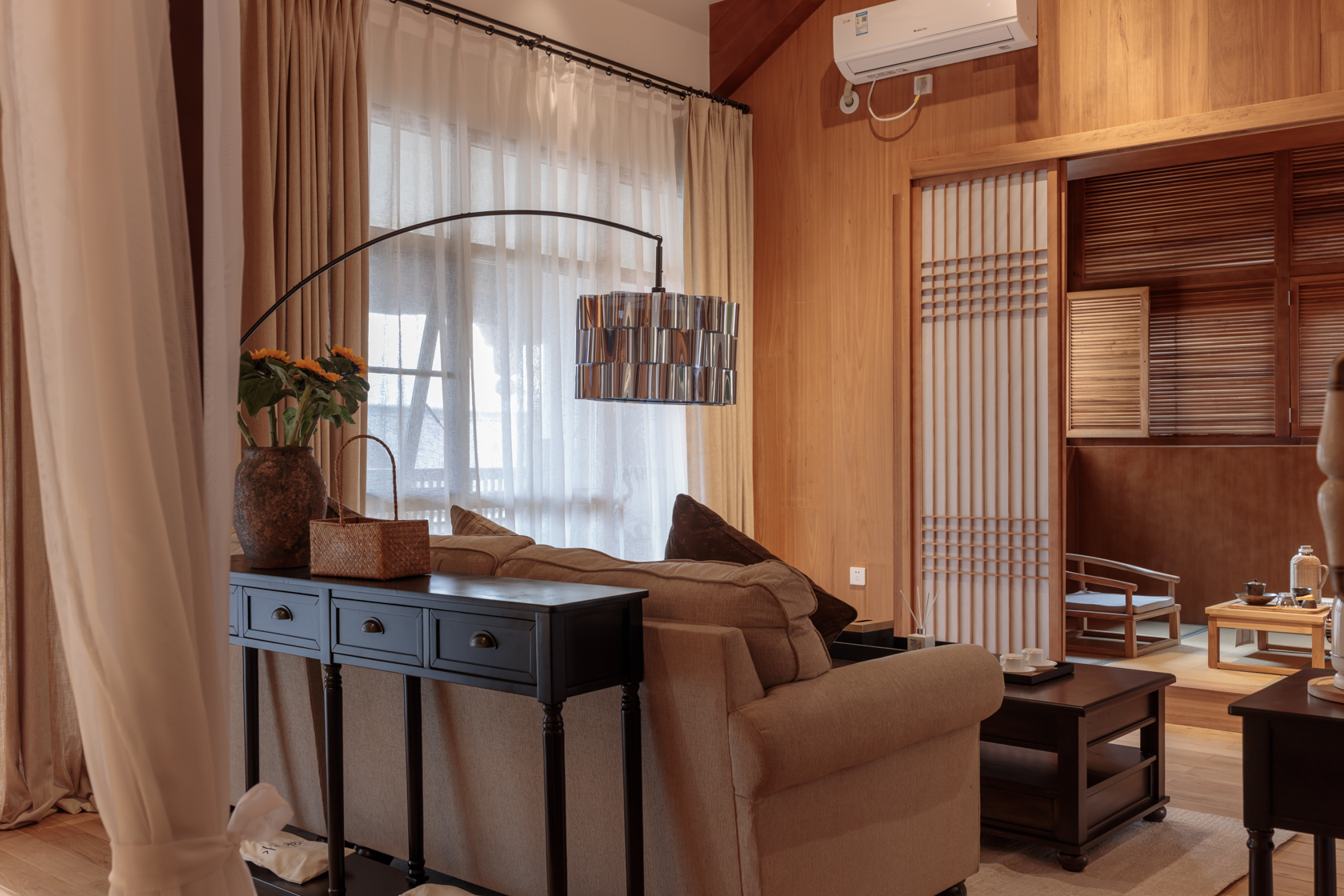 沉香豪华大床房