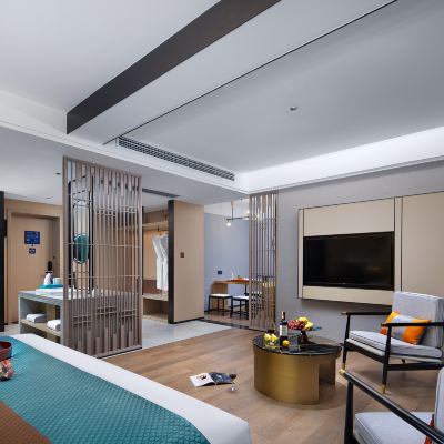 江景茶藝大床套房（單獨茶室） 凱里亞德酒店（湖南金融中心店）優惠