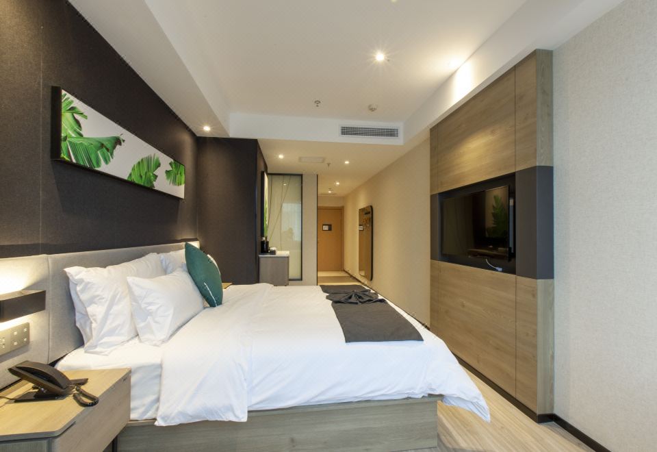 优享大床房-智能客控