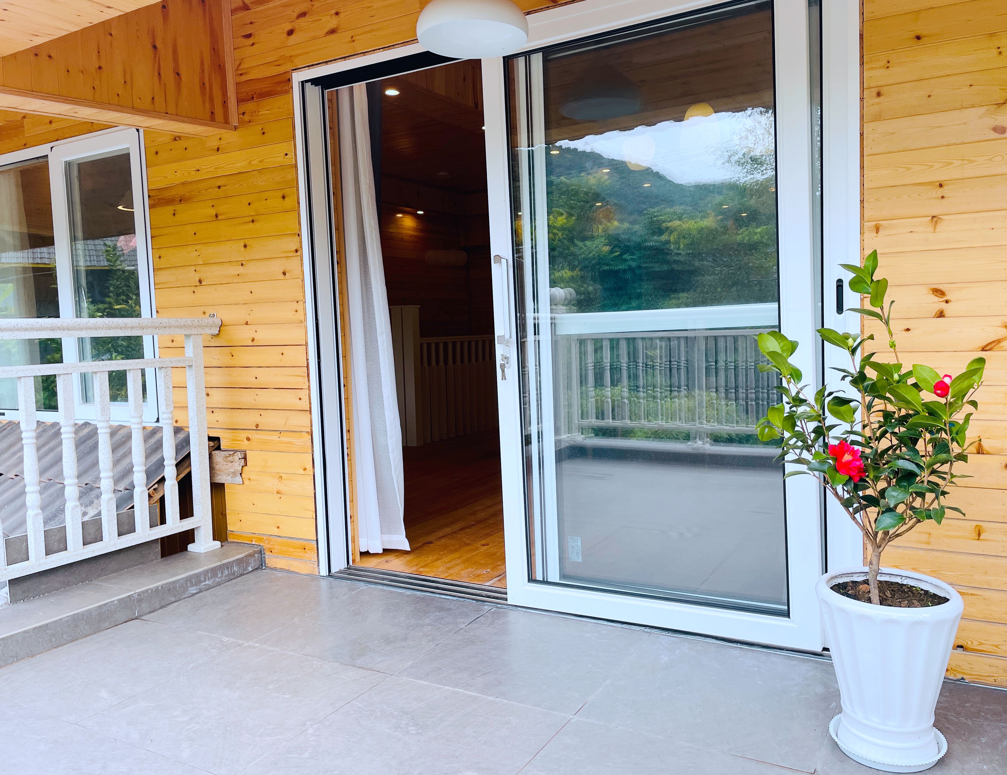 观景露台套房（客厅+厨房）