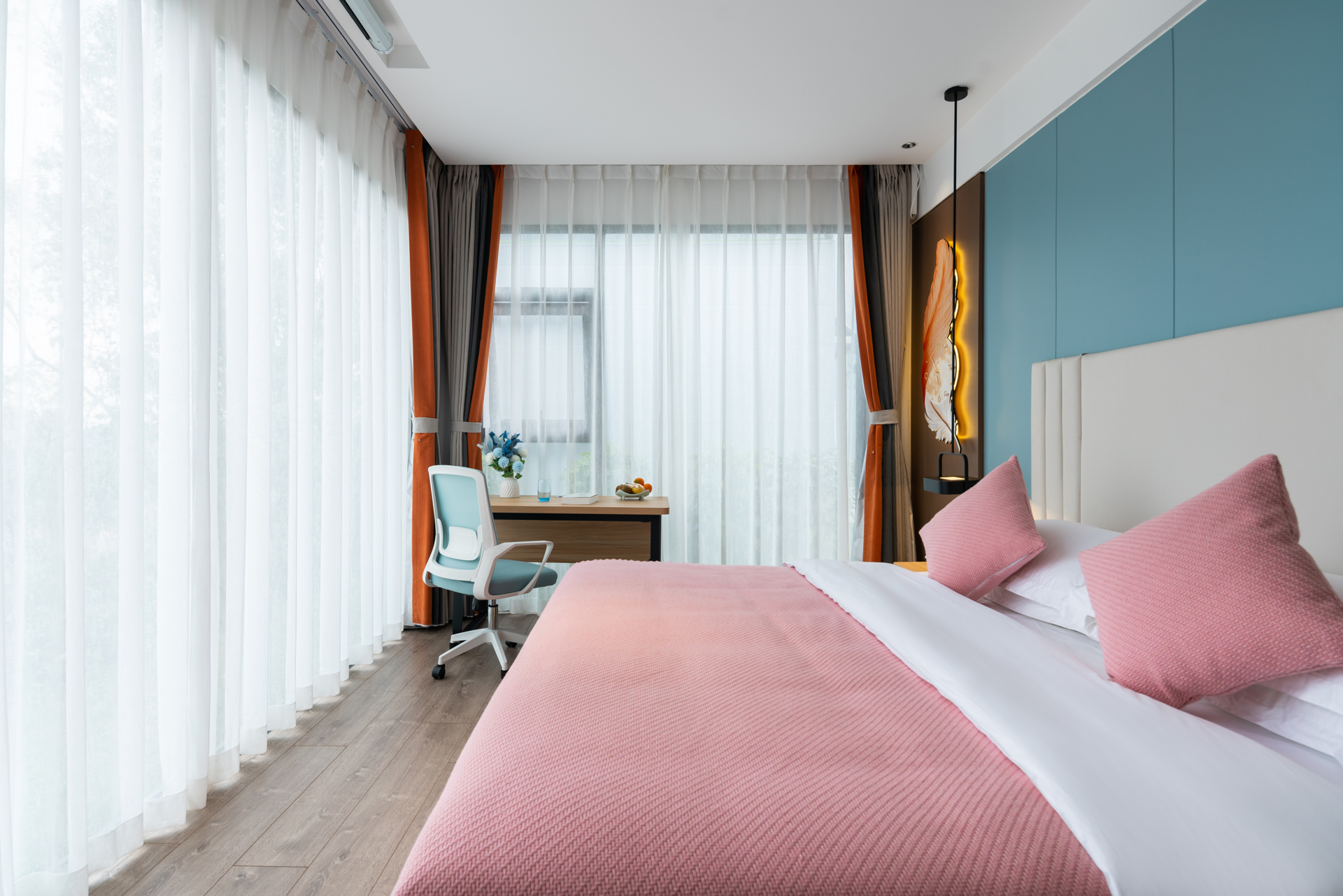 玉蝶·唯美大床房（空调-网红打卡-山野景观--棋牌娱乐）