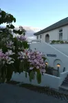 Whale Tails Hotel Hotel a 