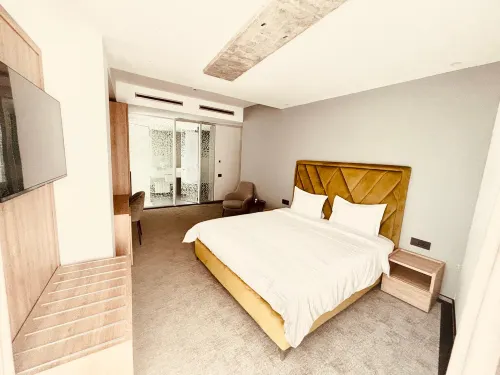 CM111Aparthotel