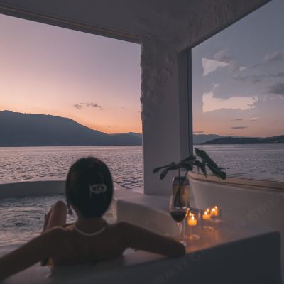 凌波·270度泡池全海景大床房 大理聽花島海景花園美宿優惠