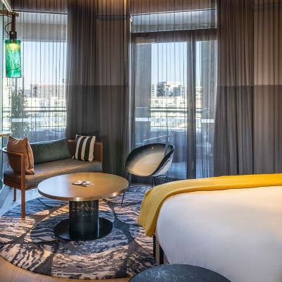 Viaduct Balcony Suite QT Auckland Promo Code