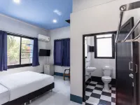 Udomsuk Hotel 사툰 호텔