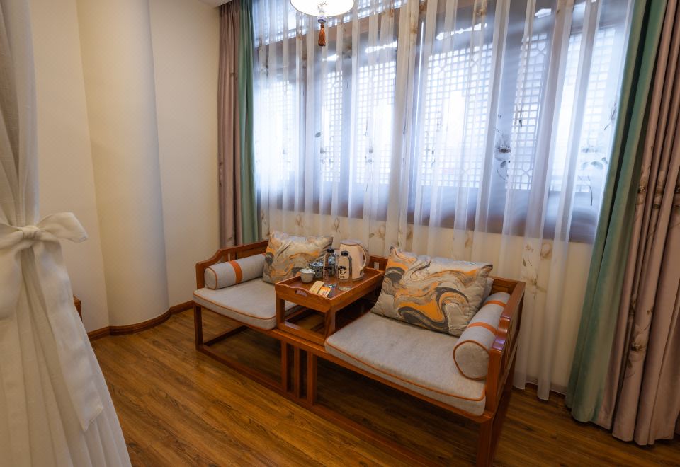 Xinlongmen GuesthouseGuestroom