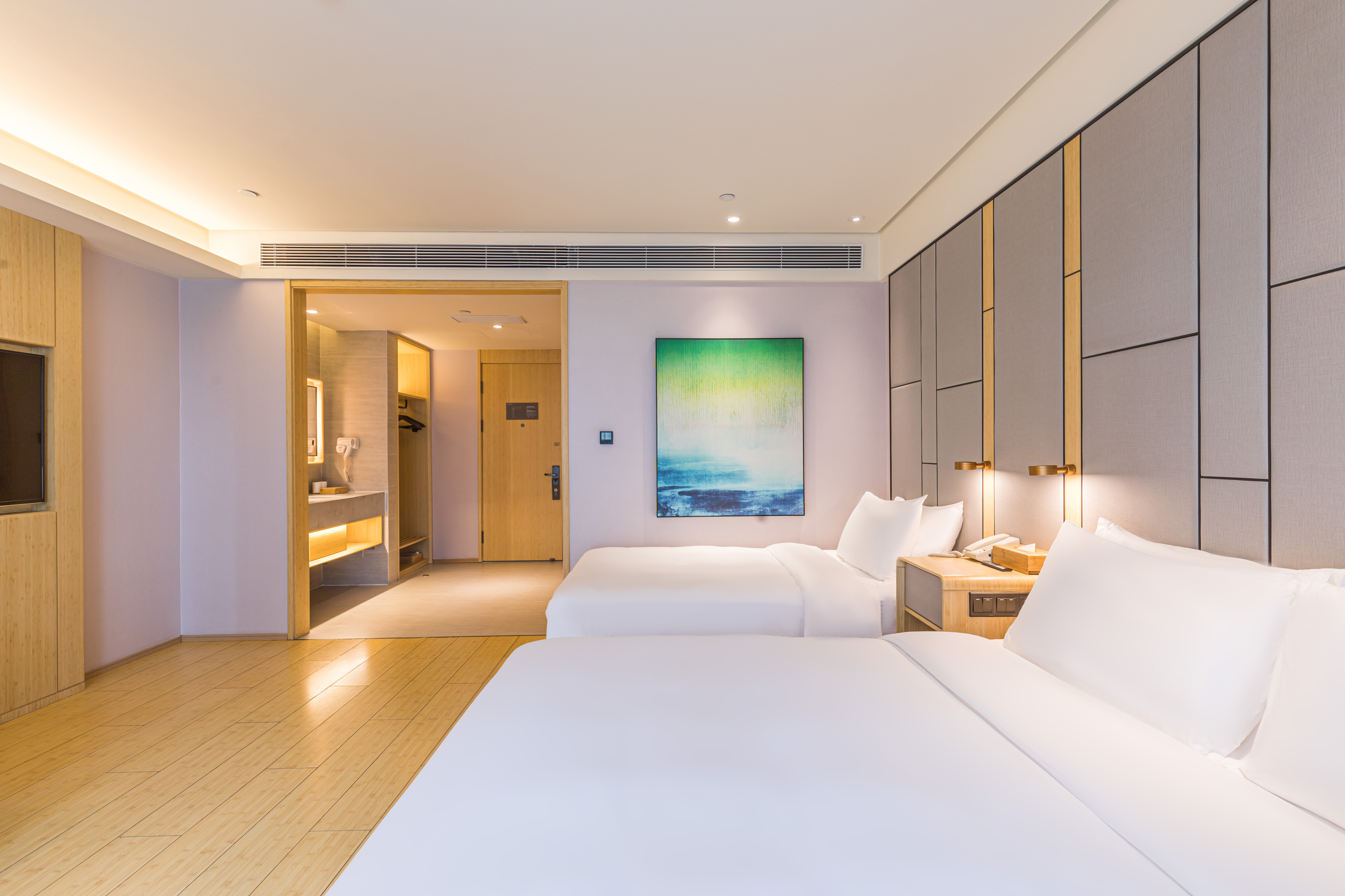 高级双床房（落地窗+小冰箱+mini茶海）